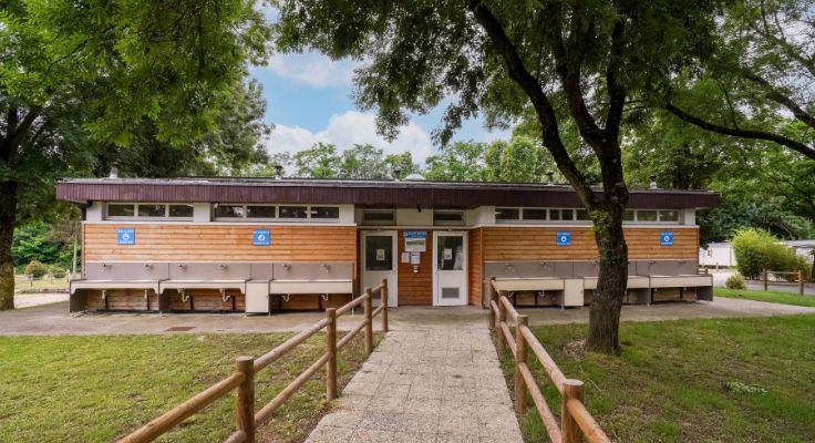 Vue globale de l'espace laverie